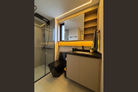 Banheiro de apartamento à venda com 1 quarto, 24m² em Vila Olímpia, São Paulo