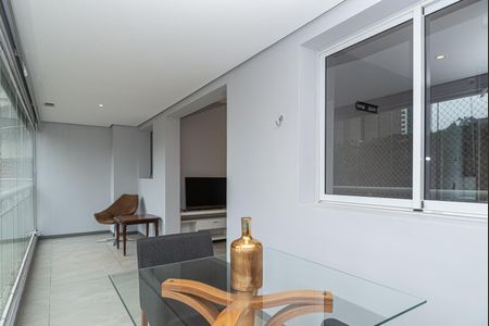 Apartamento para alugar com 58m², 1 quarto e 1 vaga Apartamento para alugar com 58m², 1 quarto e 1 vagaVaranda da Sala