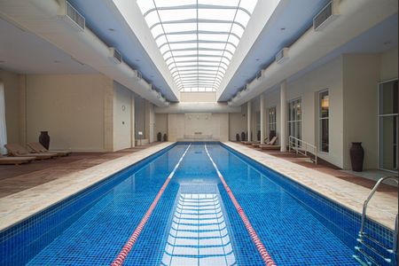 Apartamento para alugar com 58m², 1 quarto e 1 vaga Apartamento para alugar com 58m², 1 quarto e 1 vagaÁrea comum - Piscina coberta