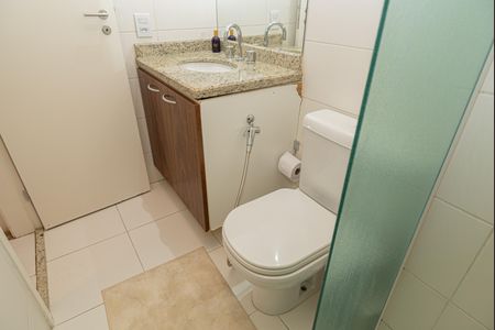 Apartamento para alugar com 60m², 1 quarto e 1 vaga Apartamento para alugar com 60m², 1 quarto e 1 vagaBanheiro da Suíte