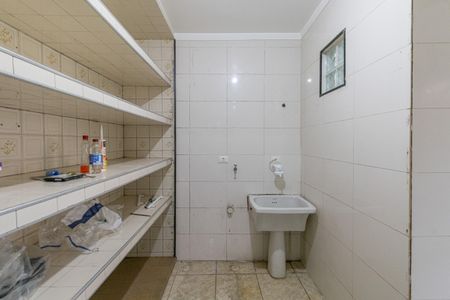 Casa à venda com 300m², 3 quartos e 3 vagasÁrea de Serviço