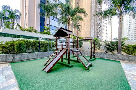 Apartamento para alugar com 68m², 2 quartos e 1 vagaÁrea comum - Playground