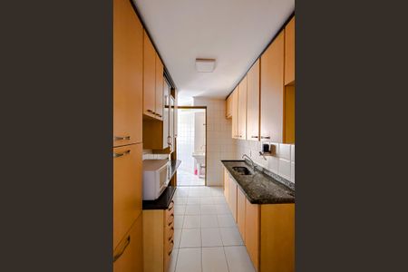 Apartamento para alugar com 68m², 2 quartos e 1 vagaCozinha