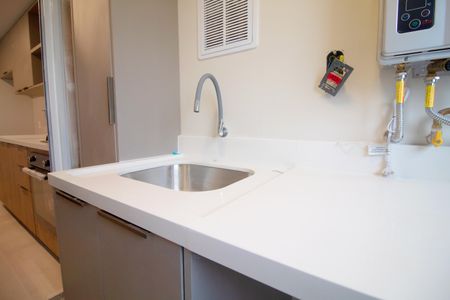 Apartamento à venda com 86m², 2 quartos e 1 vagaÁrea de Serviço