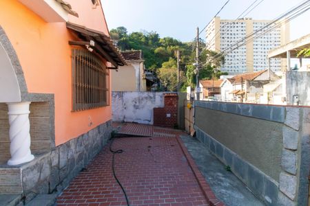 Casa à venda com 330m², 4 quartos e 4 vagas Casa à venda com 330m², 4 quartos e 4 vagasÁrea comum