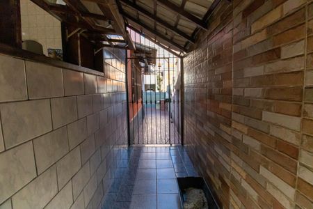 Casa à venda com 330m², 4 quartos e 4 vagas Casa à venda com 330m², 4 quartos e 4 vagasÁrea comum