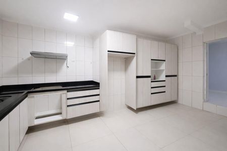 Cozinha de casa para alugar com 4 quartos, 150m² em Veloso, Osasco