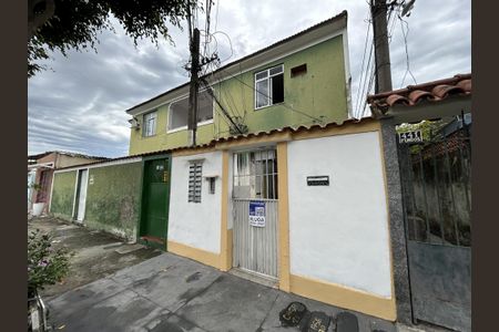Casa para alugar com 90m², 2 quartos e sem vagaFachada + plaquinha