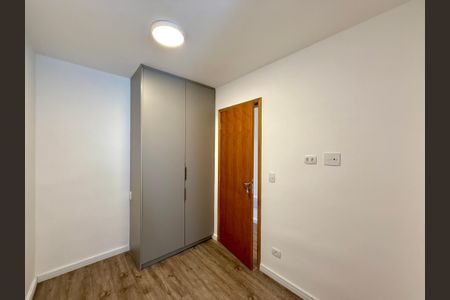 Casa para alugar com 100m², 3 quartos e 2 vagasSuíte 2