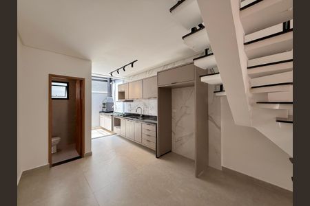 Casa para alugar com 100m², 3 quartos e 2 vagasSala