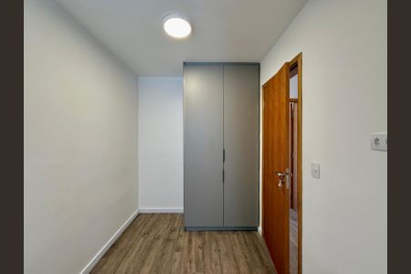 Casa para alugar com 100m², 3 quartos e 2 vagasSuíte 2