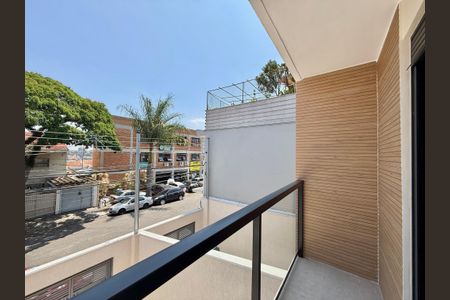 Casa para alugar com 100m², 3 quartos e 2 vagasSacada da Suíte 3