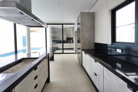 Casa de condomínio à venda com 271m², 3 quartos e 4 vagasCozinha