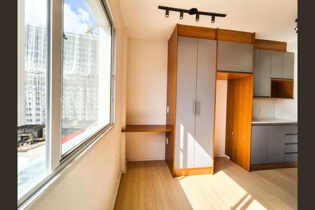Quarto de kitnet/studio à venda com 1 quarto, 15m² em República, São Paulo