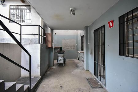 Casa de condomínio à venda com 242m², 3 quartos e 2 vagasÁrea de Serviço