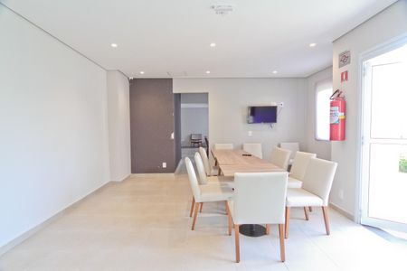 Apartamento para alugar com 38m², 2 quartos e sem vagaÁrea comum - Salão de festas