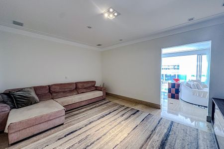 Apartamento à venda com 335m², 5 quartos e 5 vagasSala de TV