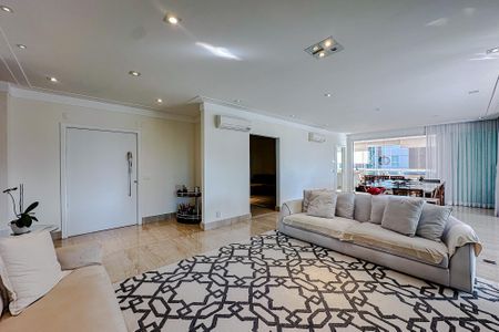 Apartamento à venda com 335m², 5 quartos e 5 vagasSala