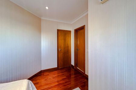 Apartamento à venda com 335m², 5 quartos e 5 vagasSuíte 5