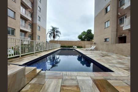 Apartamento à venda com 32m², 2 quartos e sem vagaÁrea comum - Piscina