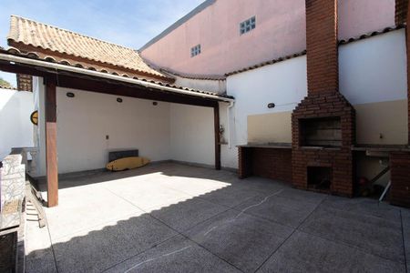 Casa à venda com 280m², 3 quartos e 2 vagasÁrea gourmet