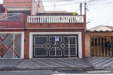 Casa à venda com 280m², 3 quartos e 2 vagasFachada
