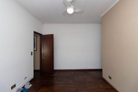 Casa à venda com 280m², 3 quartos e 2 vagasQuarto Suíte 1