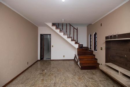 Sala de casa à venda com 3 quartos, 280m² em Jardim Guanca, São Paulo