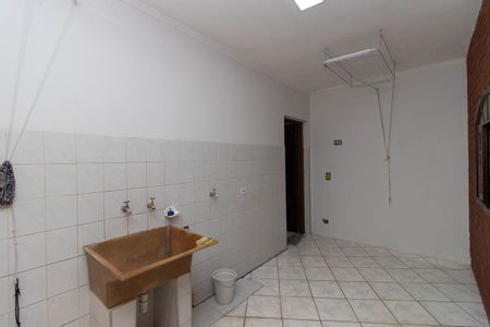 Casa à venda com 280m², 3 quartos e 2 vagasÁrea de Serviço