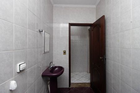 Casa à venda com 280m², 3 quartos e 2 vagasBanheiro Social