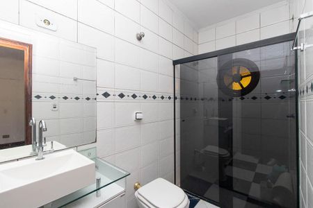 Casa à venda com 280m², 3 quartos e 2 vagasBanheiro da Suíte 2