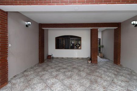 Casa à venda com 280m², 3 quartos e 2 vagasGaragem