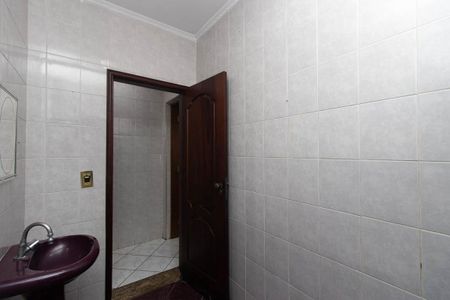 Casa à venda com 280m², 3 quartos e 2 vagasBanheiro Social