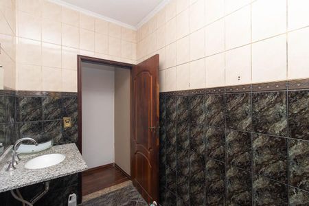 Casa à venda com 280m², 3 quartos e 2 vagasBanheiro da Suíte 1