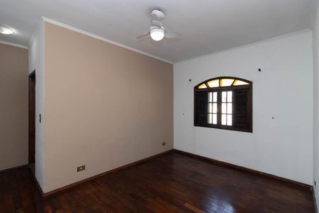 Casa à venda com 280m², 3 quartos e 2 vagasQuarto Suíte 1