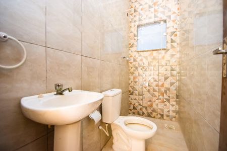 Casa de condomínio para alugar com 68m², 2 quartos e sem vagaBanheiro