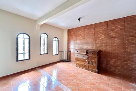 Casa à venda com 161m², 4 quartos e 2 vagasQuarto 3
