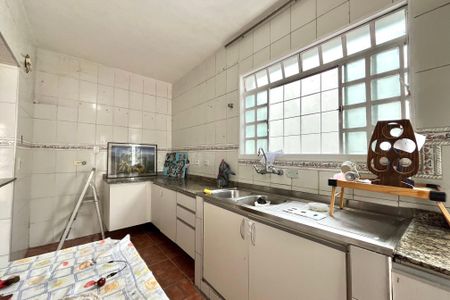 Casa à venda com 161m², 4 quartos e 2 vagasCozinha