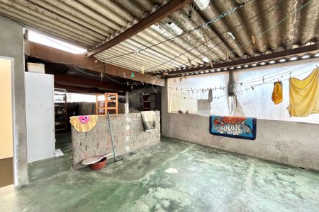 Casa à venda com 161m², 4 quartos e 2 vagasÁrea de Serviço