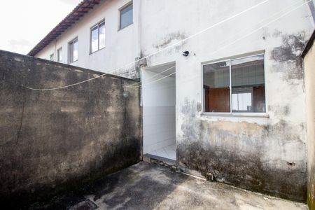 Casa de condomínio para alugar com 66m², 2 quartos e 1 vagaQuintal