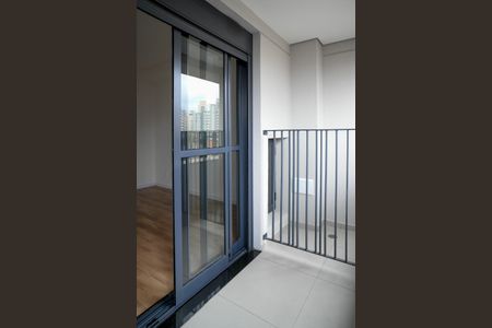 Studio à venda com 27m², 1 quarto e sem vaga Studio à venda com 27m², 1 quarto e sem vagaVaranda Studio