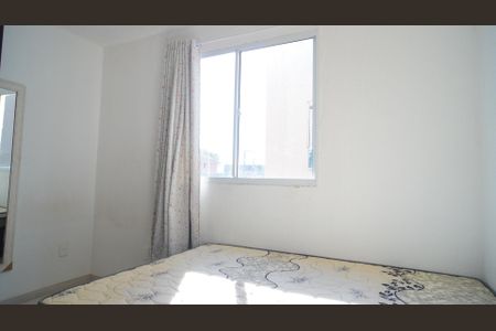 Quarto 1 de apartamento para alugar com 2 quartos, 42m² em Jardim Dona Leopoldina, Porto Alegre