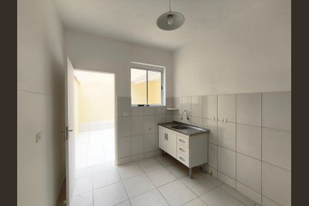 Casa à venda com 80m², 2 quartos e sem vagaCozinha