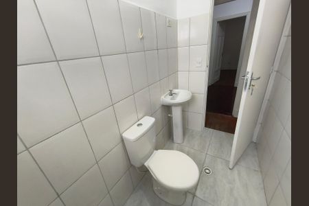 Casa à venda com 80m², 2 quartos e sem vagaBanheiro 2