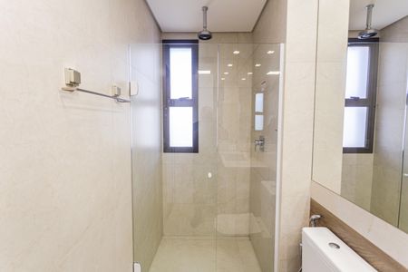 Apartamento à venda com 118m², 3 quartos e 3 vagas Apartamento à venda com 118m², 3 quartos e 3 vagasBanheiro da Suíte