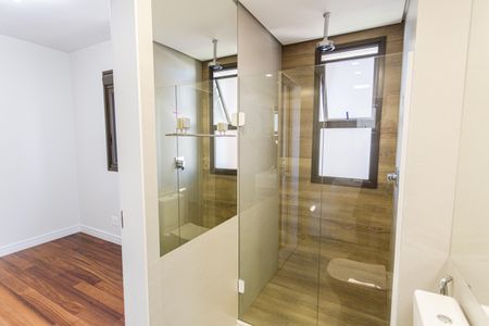 Apartamento à venda com 118m², 3 quartos e 3 vagas Apartamento à venda com 118m², 3 quartos e 3 vagasBanheiro da Suíte 2 e 3