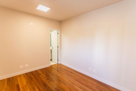 Suíte  de apartamento para alugar com 3 quartos, 118m² em Savassi, Belo Horizonte