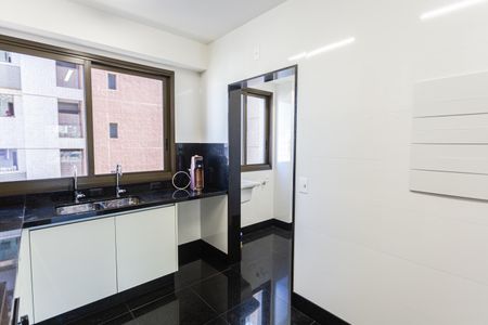 Apartamento à venda com 118m², 3 quartos e 3 vagas Apartamento à venda com 118m², 3 quartos e 3 vagasCozinha