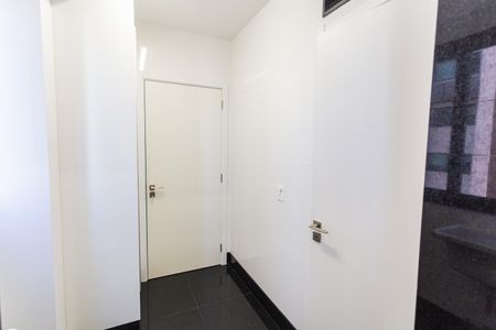 Apartamento à venda com 118m², 3 quartos e 3 vagas Apartamento à venda com 118m², 3 quartos e 3 vagasÁrea de Serviço