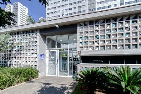 Apartamento para alugar com 38m², 1 quarto e sem vaga Apartamento para alugar com 38m², 1 quarto e sem vagaFachada - Plaquinha